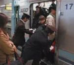 vidéo ratp chinoise japonaise metro bonde japon heure de pointe jour de grève entasser sardine