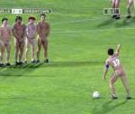 vidéo pub athletic club Exhibitionniste foot football match nue a poil supporter arbitre joueurs