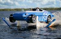 image voiture amphibie splah prototype roule route et eau humour insolite