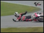 vidéo moto gp chute crash gamelle accident
