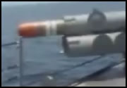vidéo missile tir trajectoir explosion cible