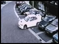 vidéo se garer en dérapant dans un parking