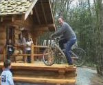 vidéo vélo vtt chalet chute famille malin