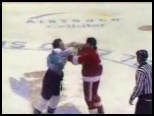 vidéo hockey bagarre baston fight